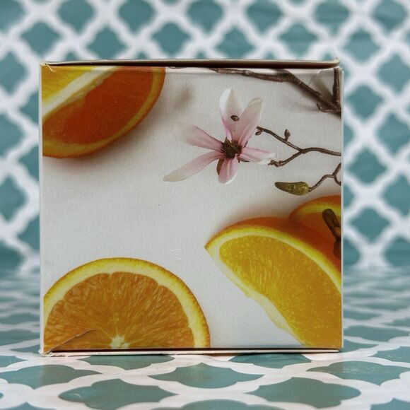 Lanocreme Energizing Vitamin C & Collagen Night Cream 1.76 oz - Picture 2 of 6